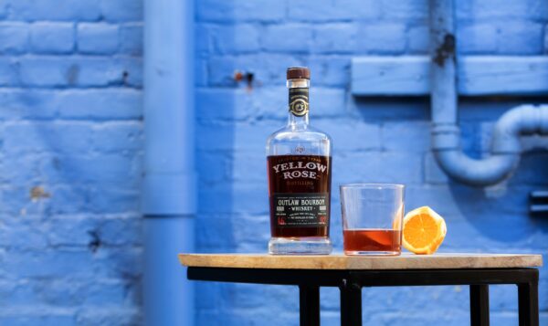 YELLOW ROSE<br><br><strong>OUTLAW BOURBON WHISKEY</strong> – Image 3