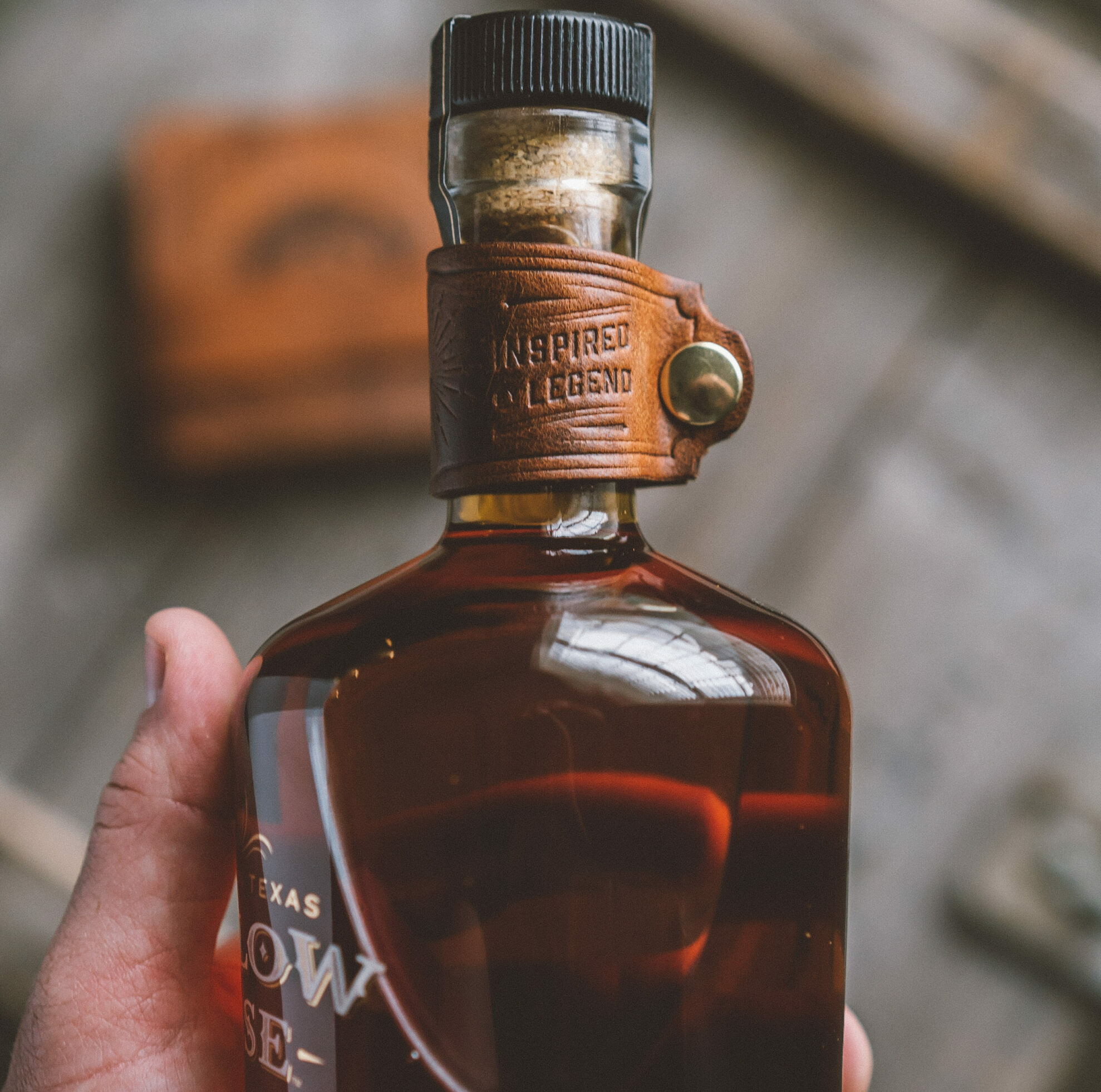 YR brown_leather_bottleneck